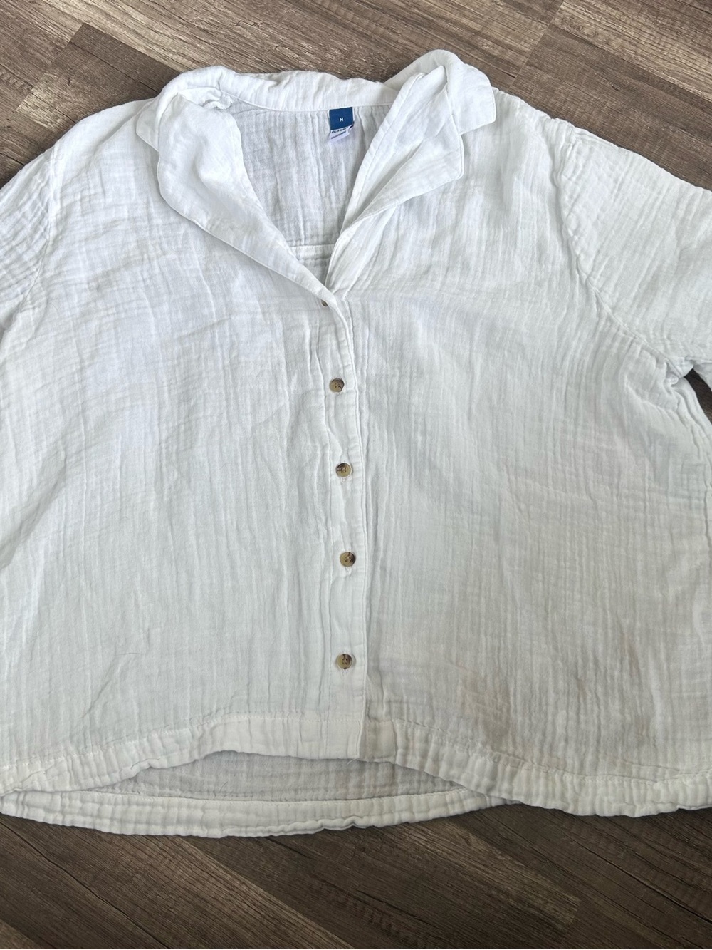 Old Navy White Gauze Button-Up Shirt Women’s Medium